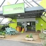 Lemon Ch Futuroscope فندق 2*