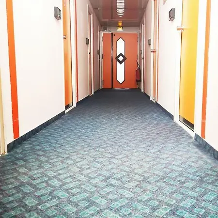 Lemon Ch Futuroscope Hotel 2*
