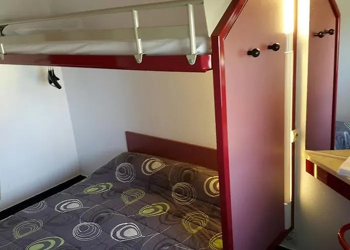 Hotel Lemon Ch Futuroscope 2*